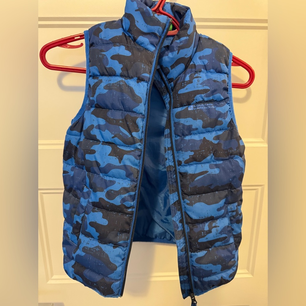 Blue camo vest